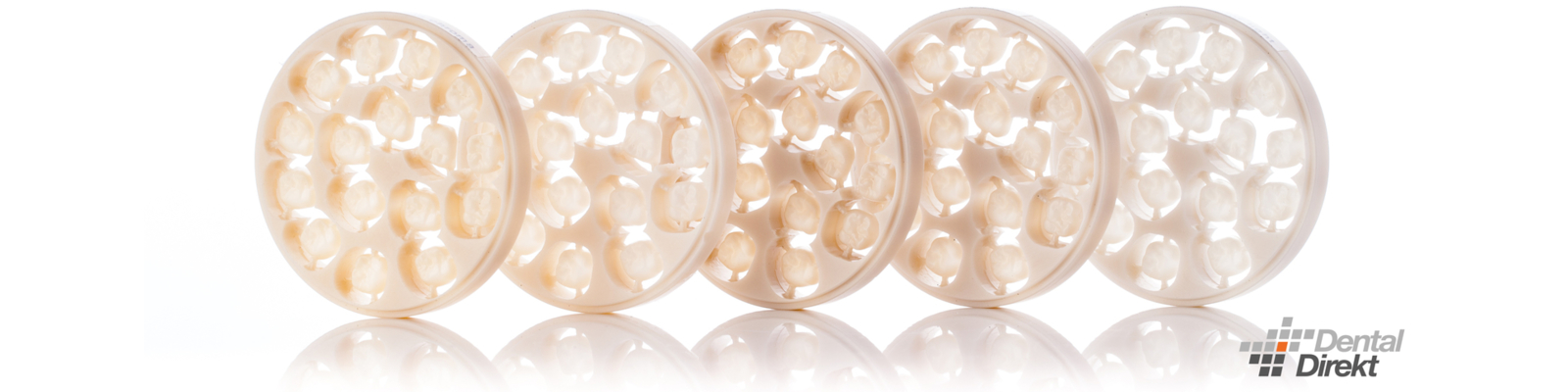 DD Bio ZX? COLOR (HT) translucence 40%, pevnost 1250 MPa